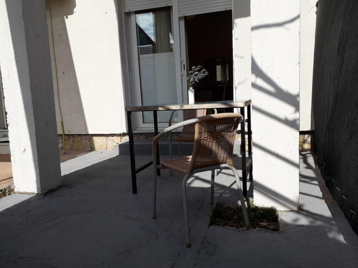 Basil Apartments And Rooms Betina  Bagian luar foto